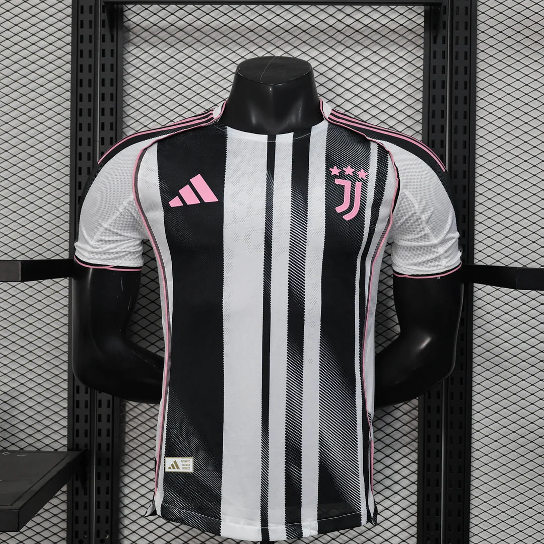 2025/2026  Juventus Home Football Shirt
